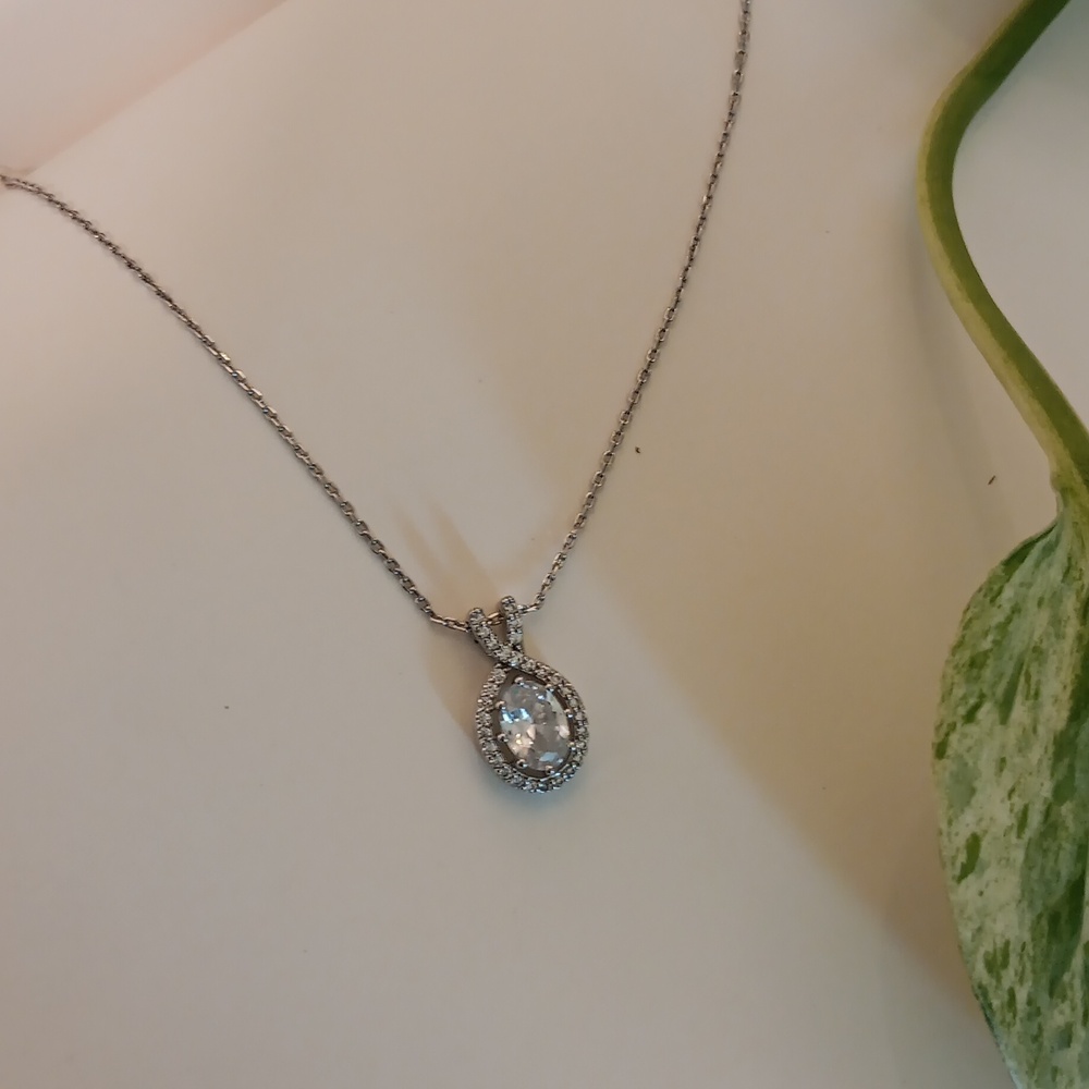 Charmed Aroma Necklace